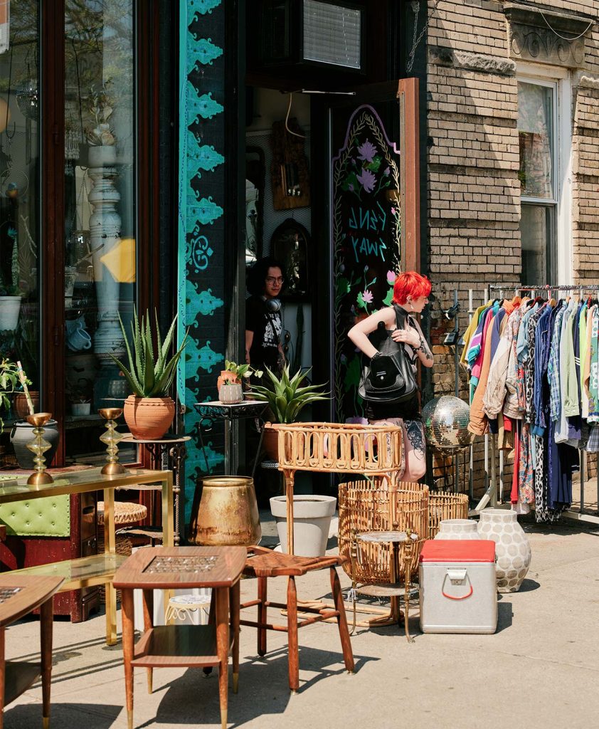 Greenpoint Landing, Brooklyn. Second-hand store.